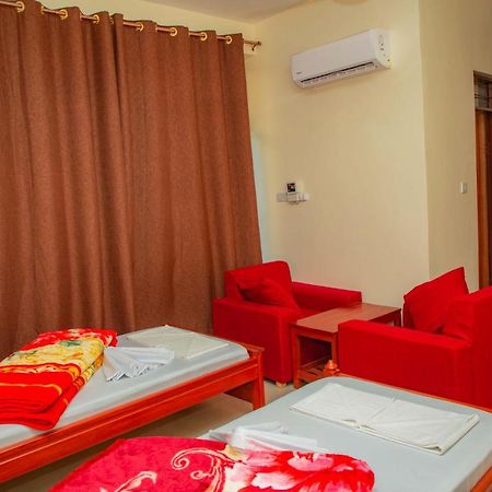 Africa Natural Tours - Kilimanjaro White House Hotel Моши Экстерьер фото